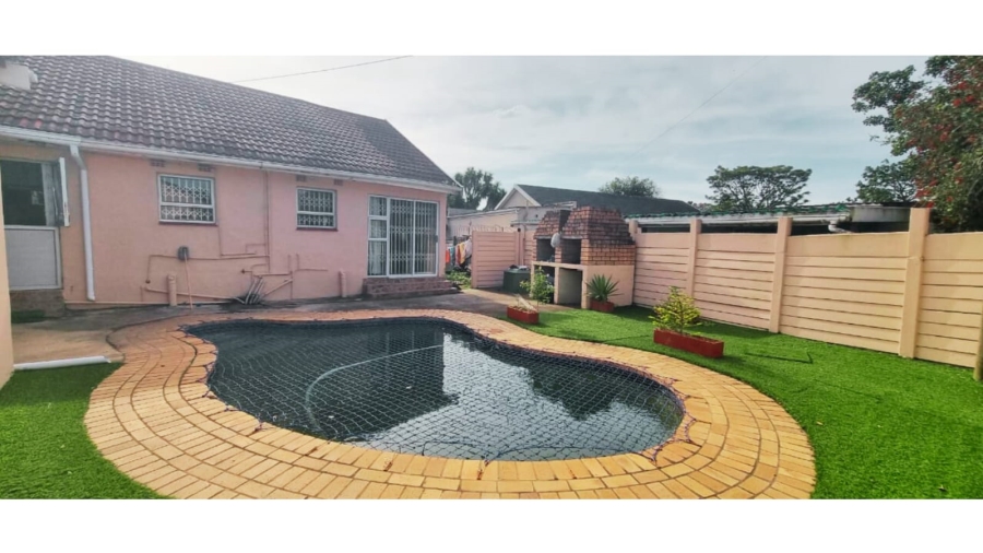 4 Bedroom Property for Sale in Haven Hills Eastern Cape